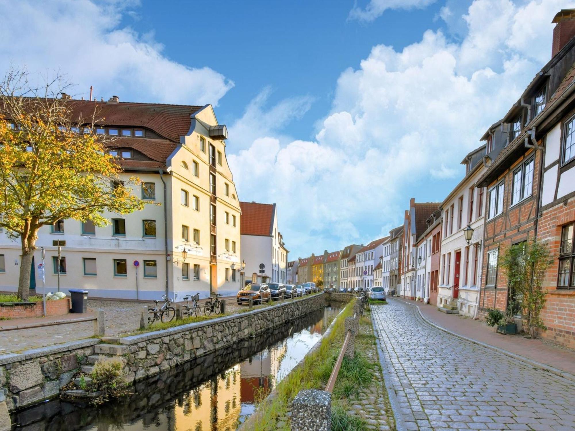 Modern Apartment In Wismar With Private Terrace Esterno foto